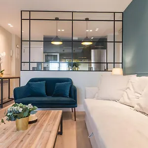 Apartment Comfort & Style In Madrid!!! 3bd 2bth+terrace, Madrid